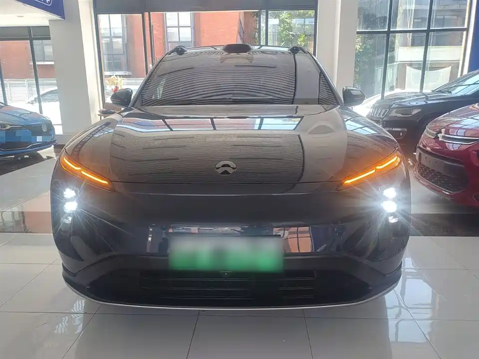 NIO ES6