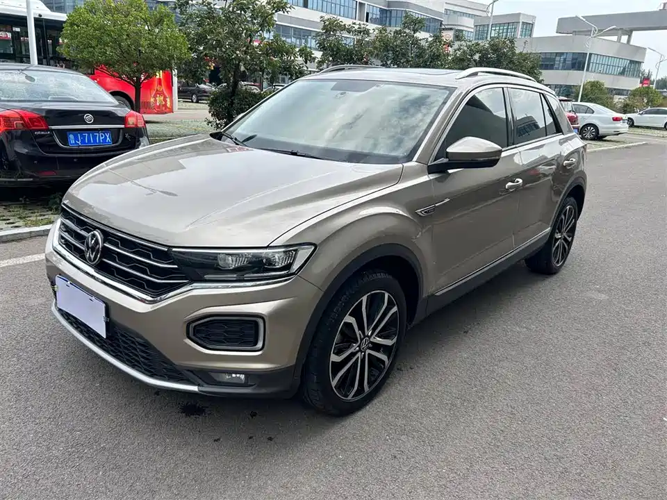 Volkswagen T-ROC exploring Songs