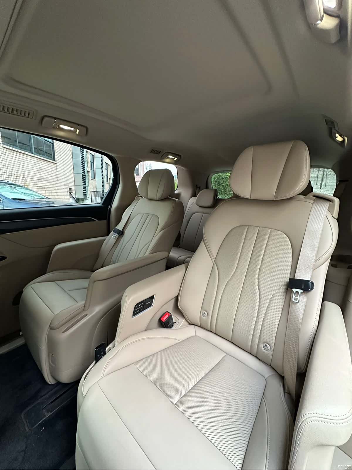 Buick GL8, 2025 13