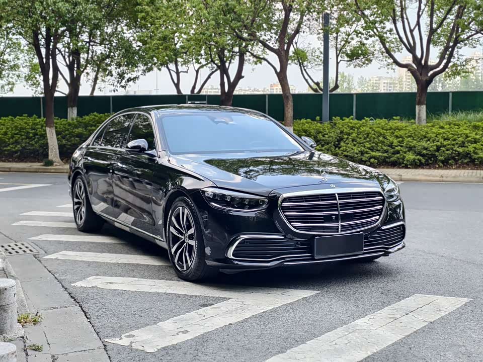 Mercedes-Benz S-class Mercedes-Benz S-class