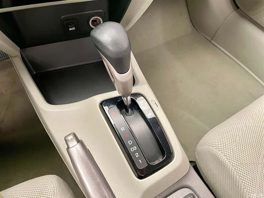 Honda Civic, 2014 10