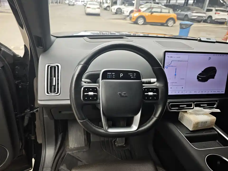Li Auto Ideal L8