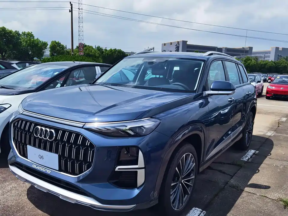 Audi Q6