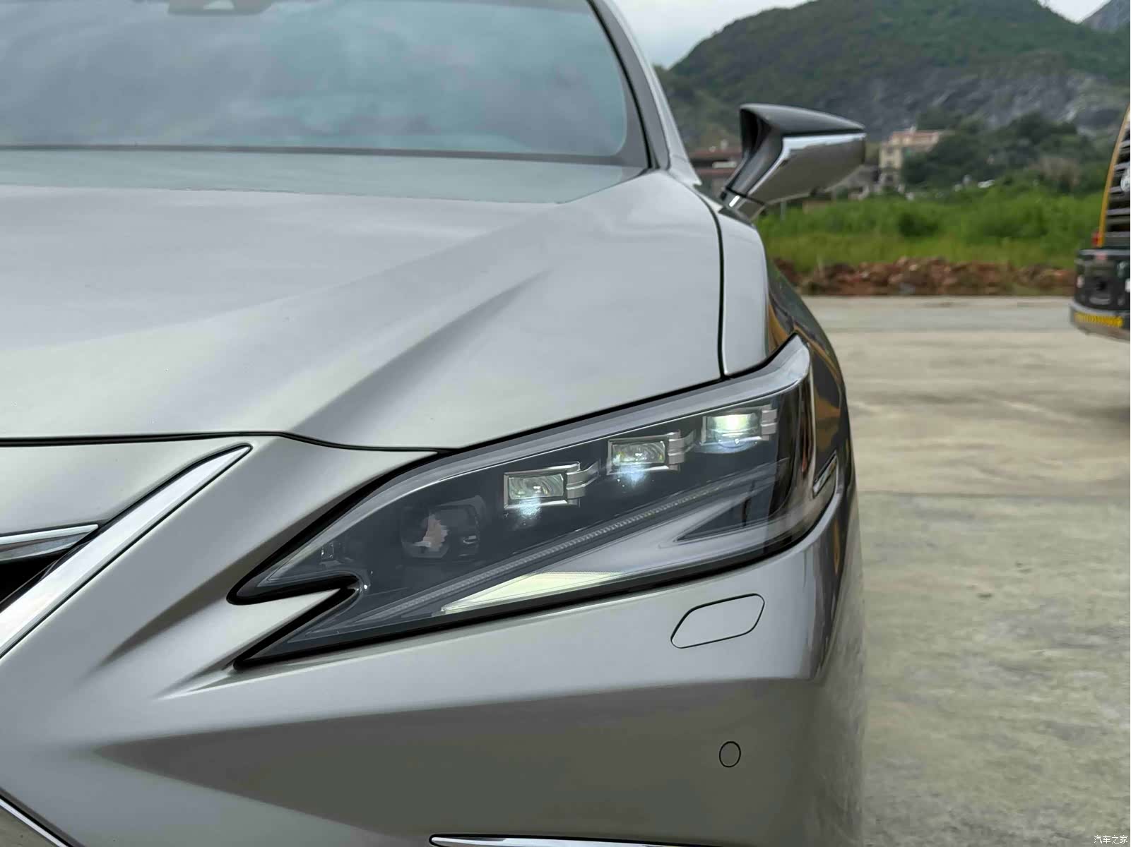 Lexus ES, 2024 11