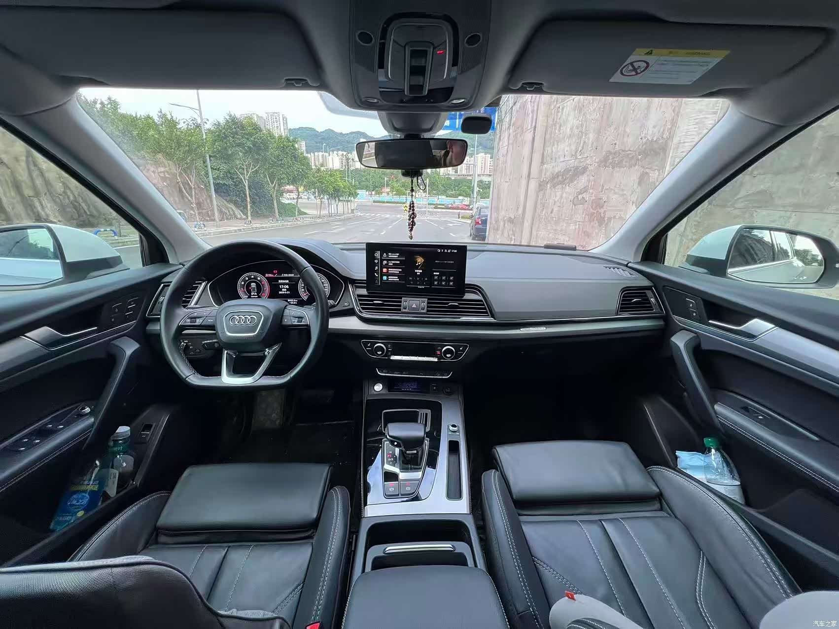 Audi Q5L, 2022 все фото