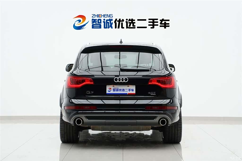 Audi Q7, 2010 4