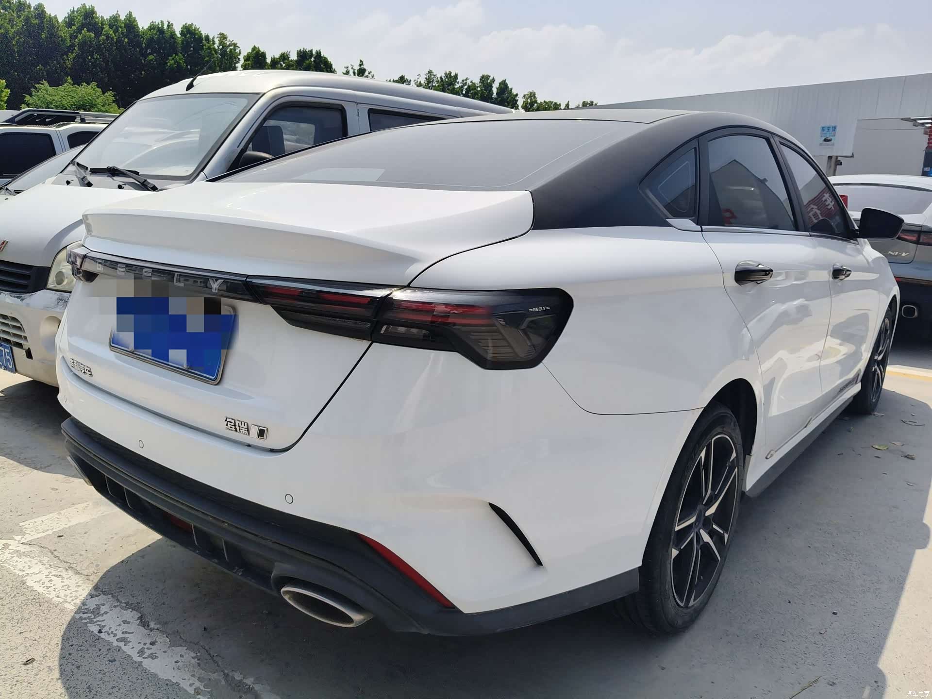 Geely Binray, 2023 10