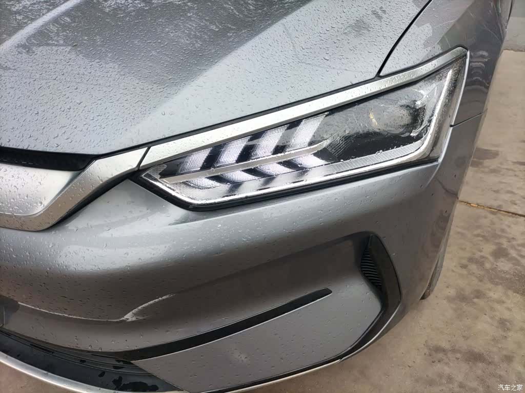BYD Qin, 2022 18