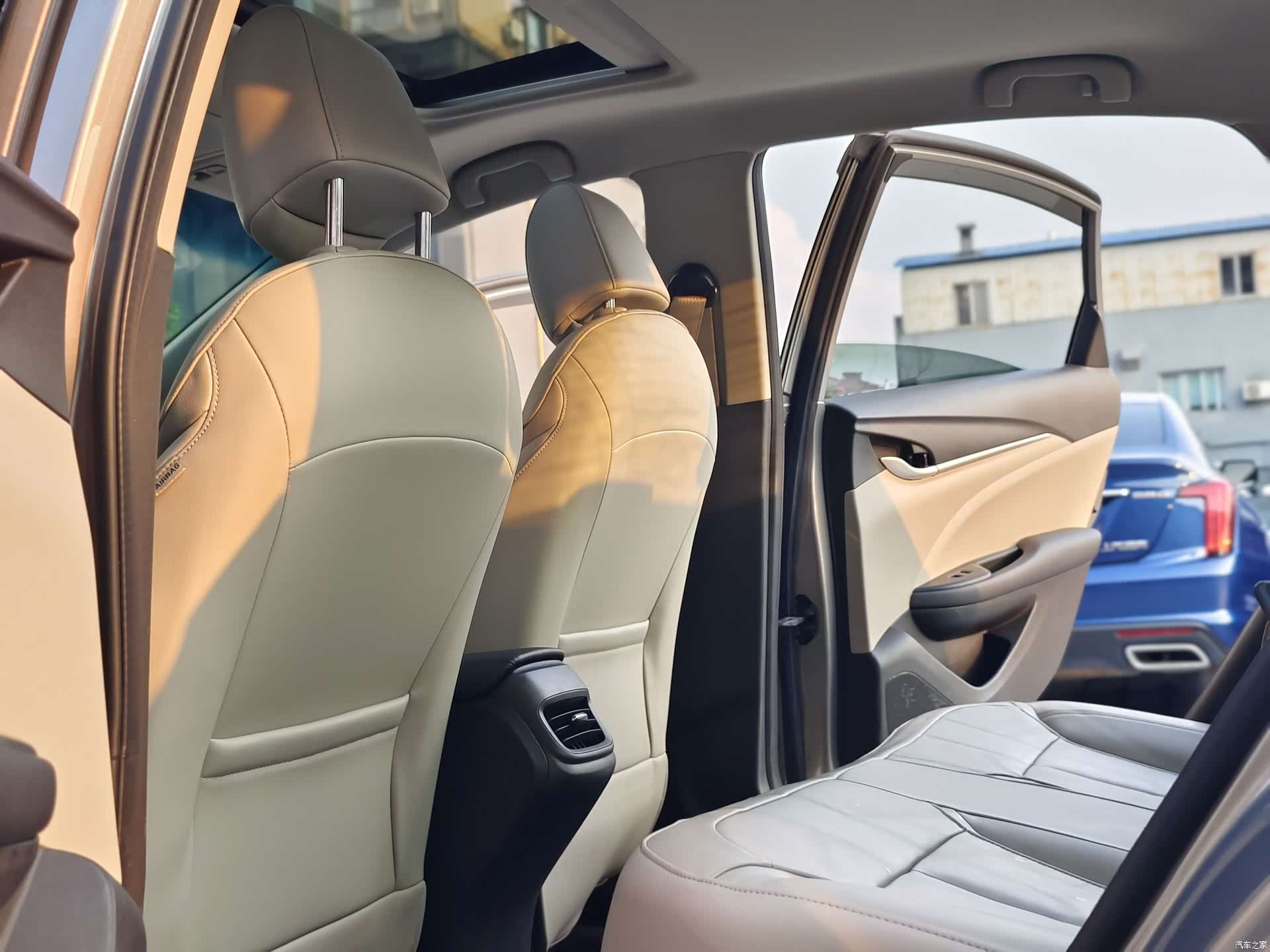 Buick V, 2018 14