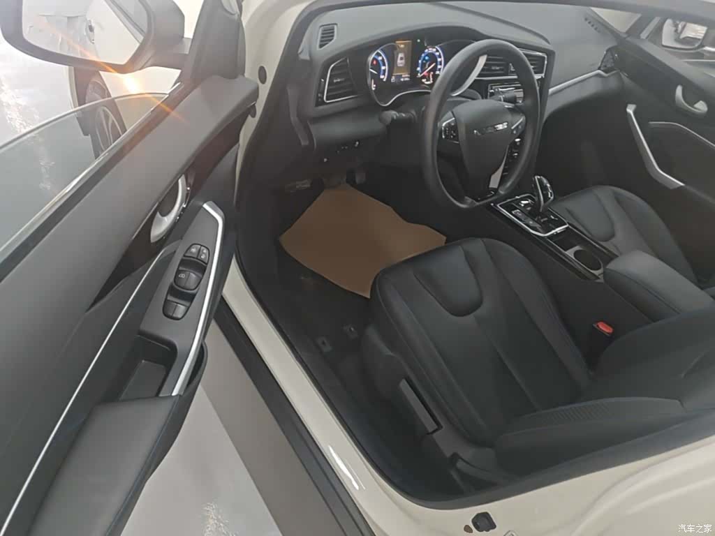 Nissan D60EV, 2026 16
