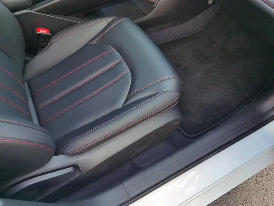 Trumpchi Shadow Leopard