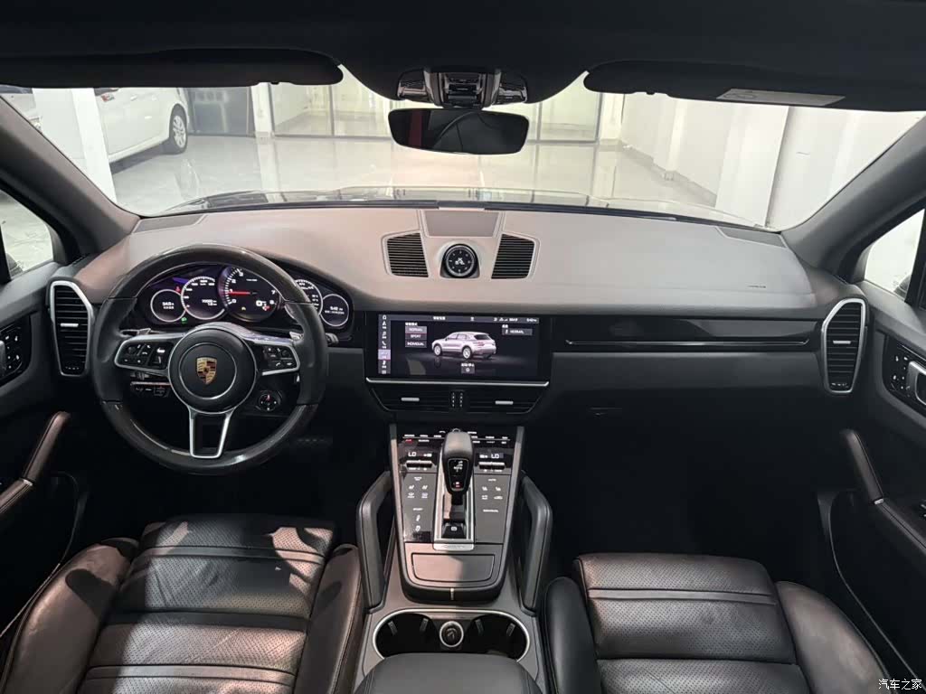 Porsche Cayenne, 2018 6