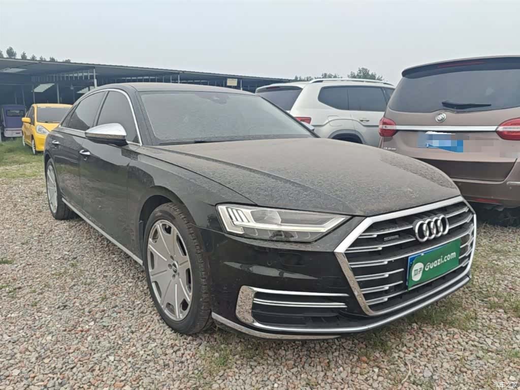 Audi A8L, 2021 4