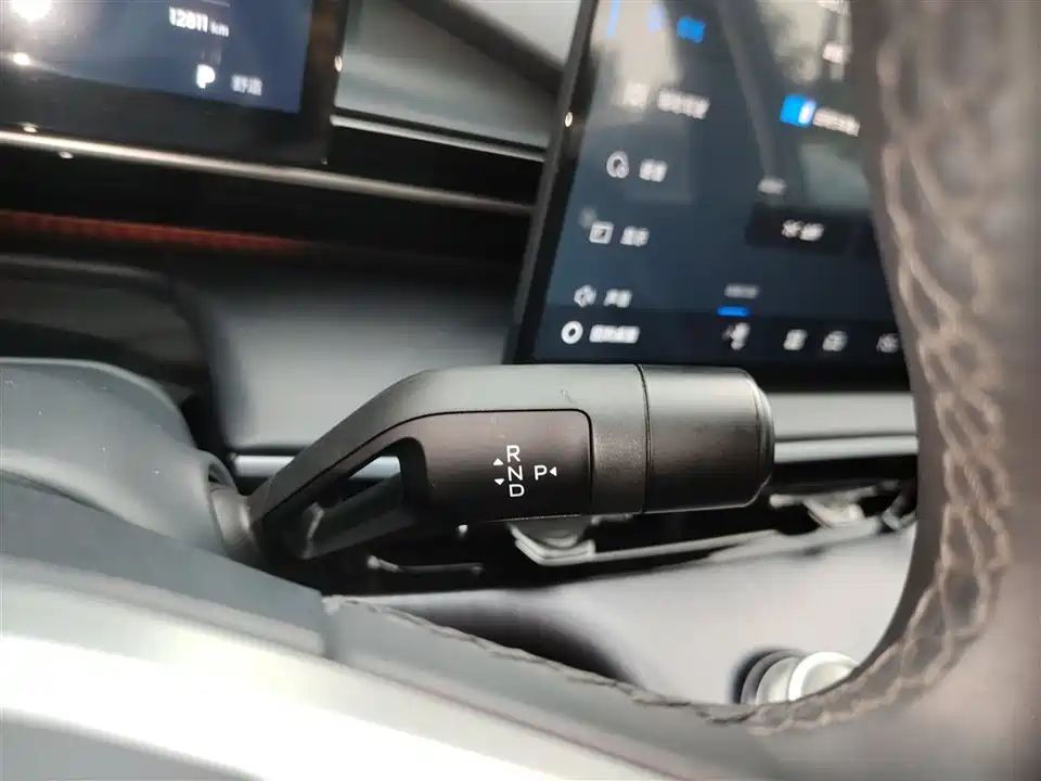 Geely Galaxy Galaxy E5