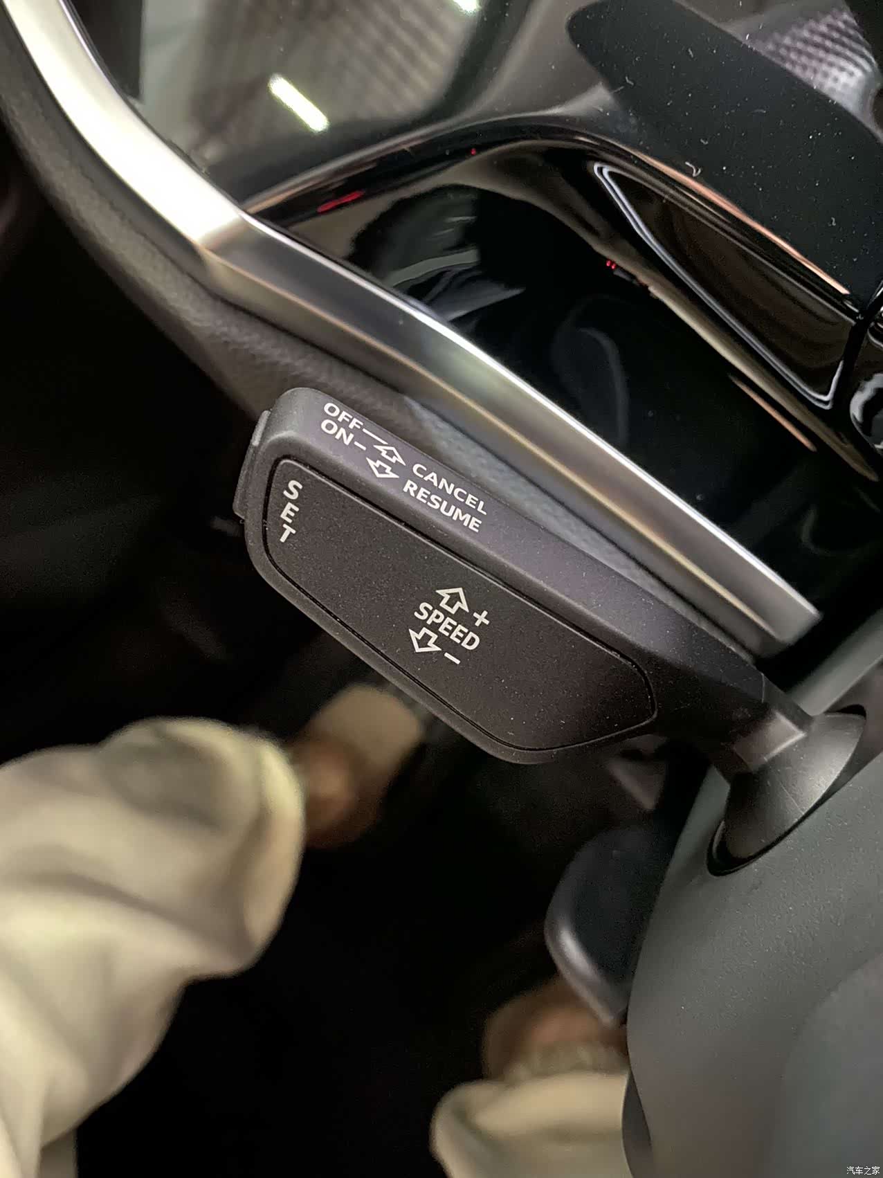 Audi Q3, 2022 10