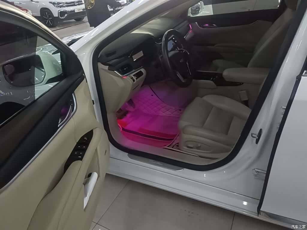 Cadillac XTS, 2017 16