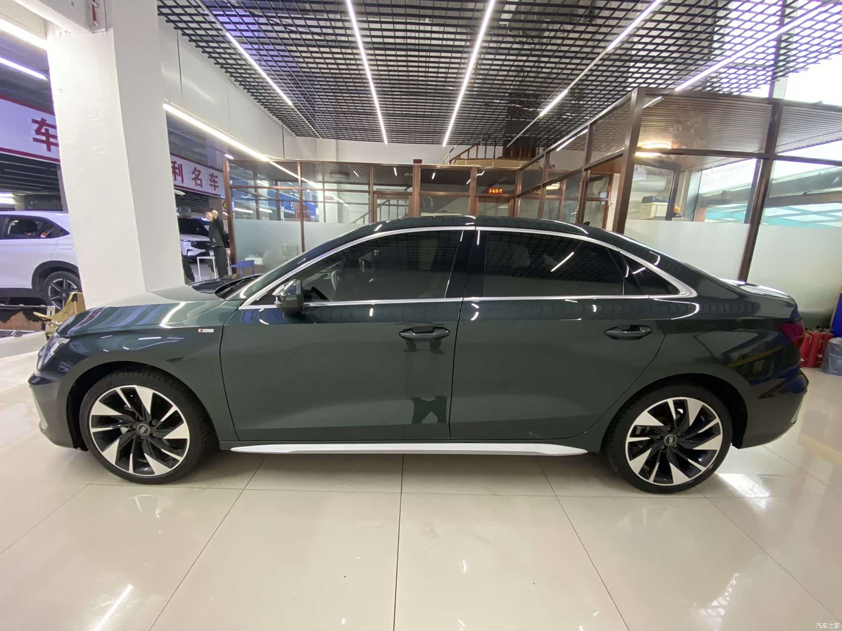Audi A3, 2023 все фото