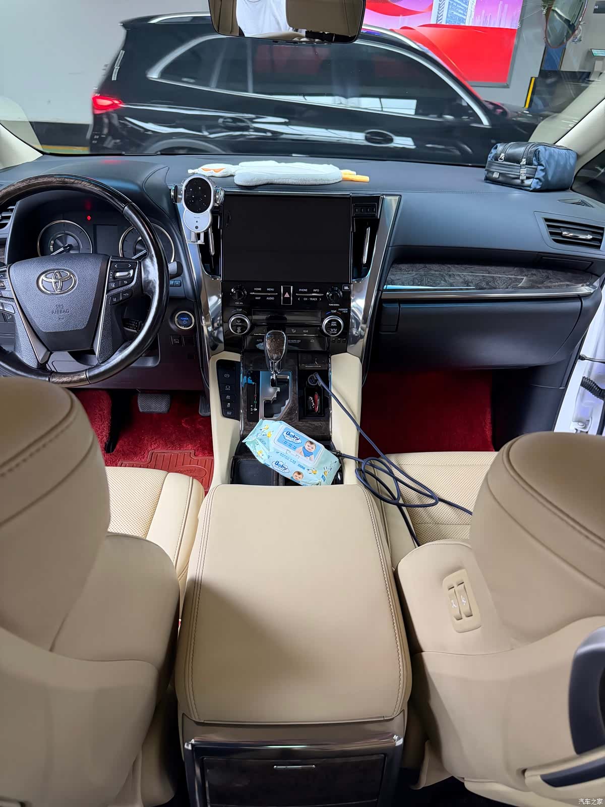 Toyota Vellfire, 2021 6