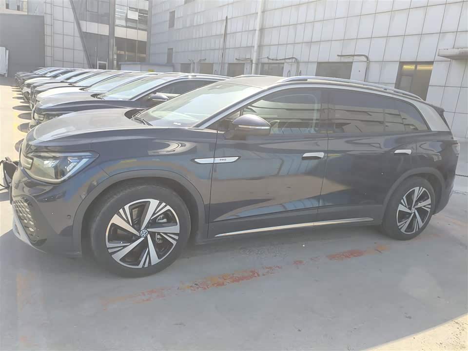 Volkswagen ID.6 CROZZ