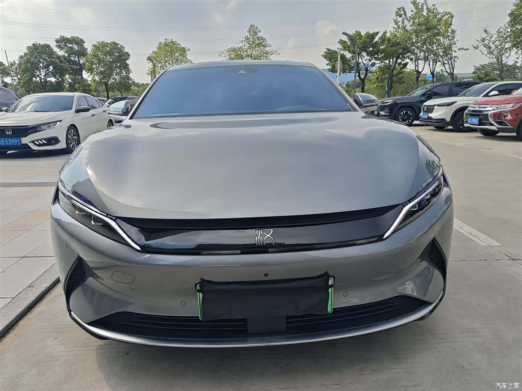 BYD Han, 2022 3