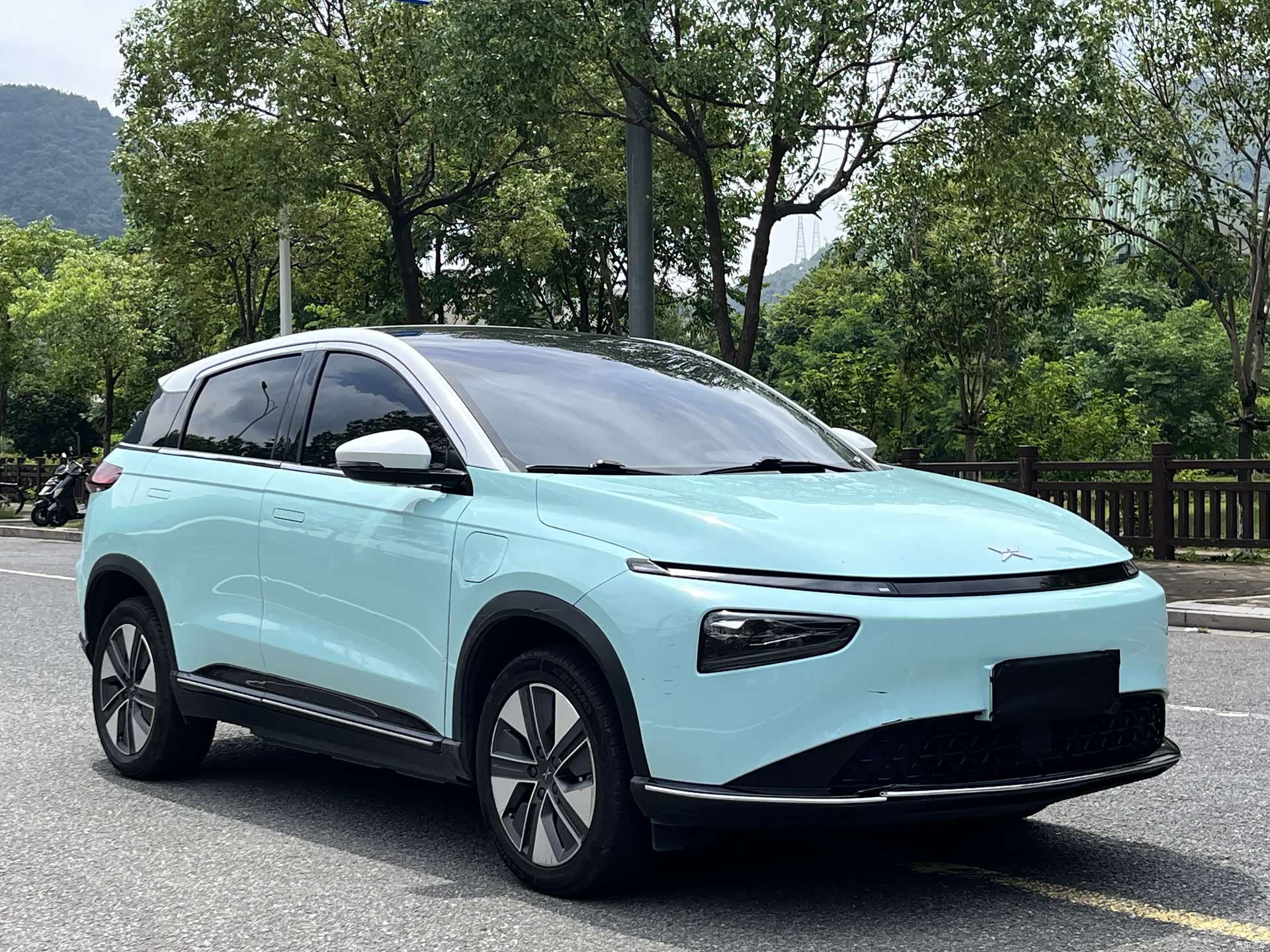 Xpeng G3i, 2023 4