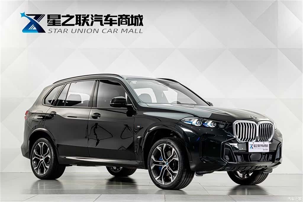 BMW X5, 2026 все фото