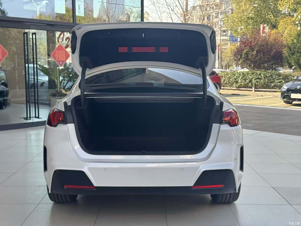 BMW 2 Series, 2025 8