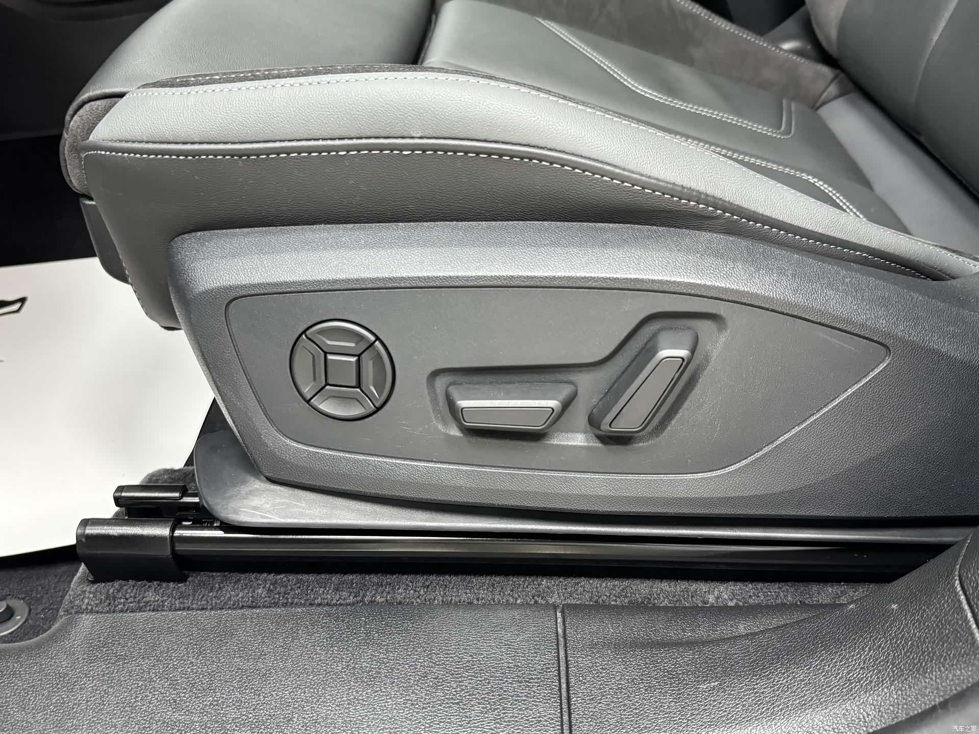 Audi Q3, 2022 7