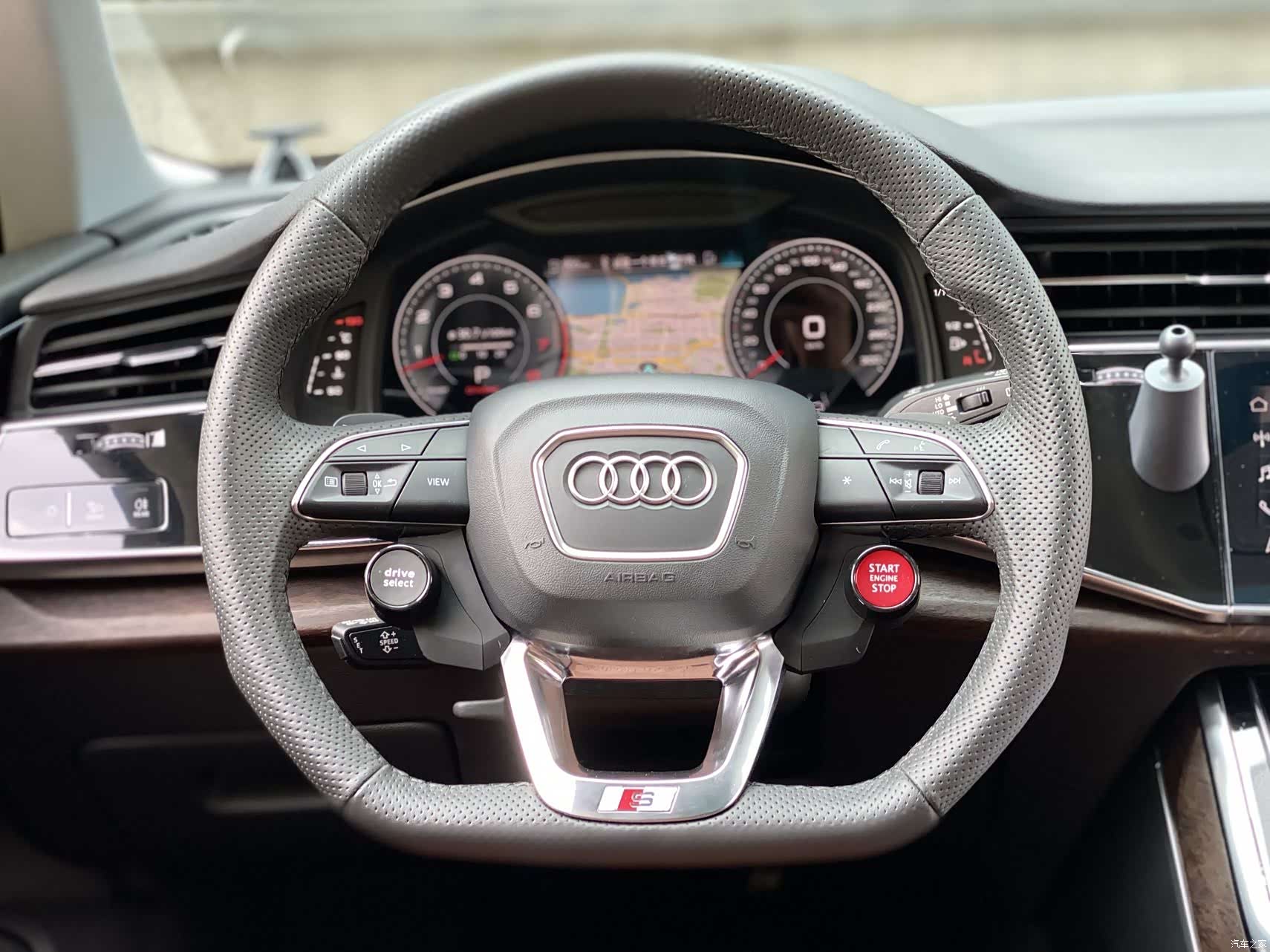 Audi Q7, 2021 8