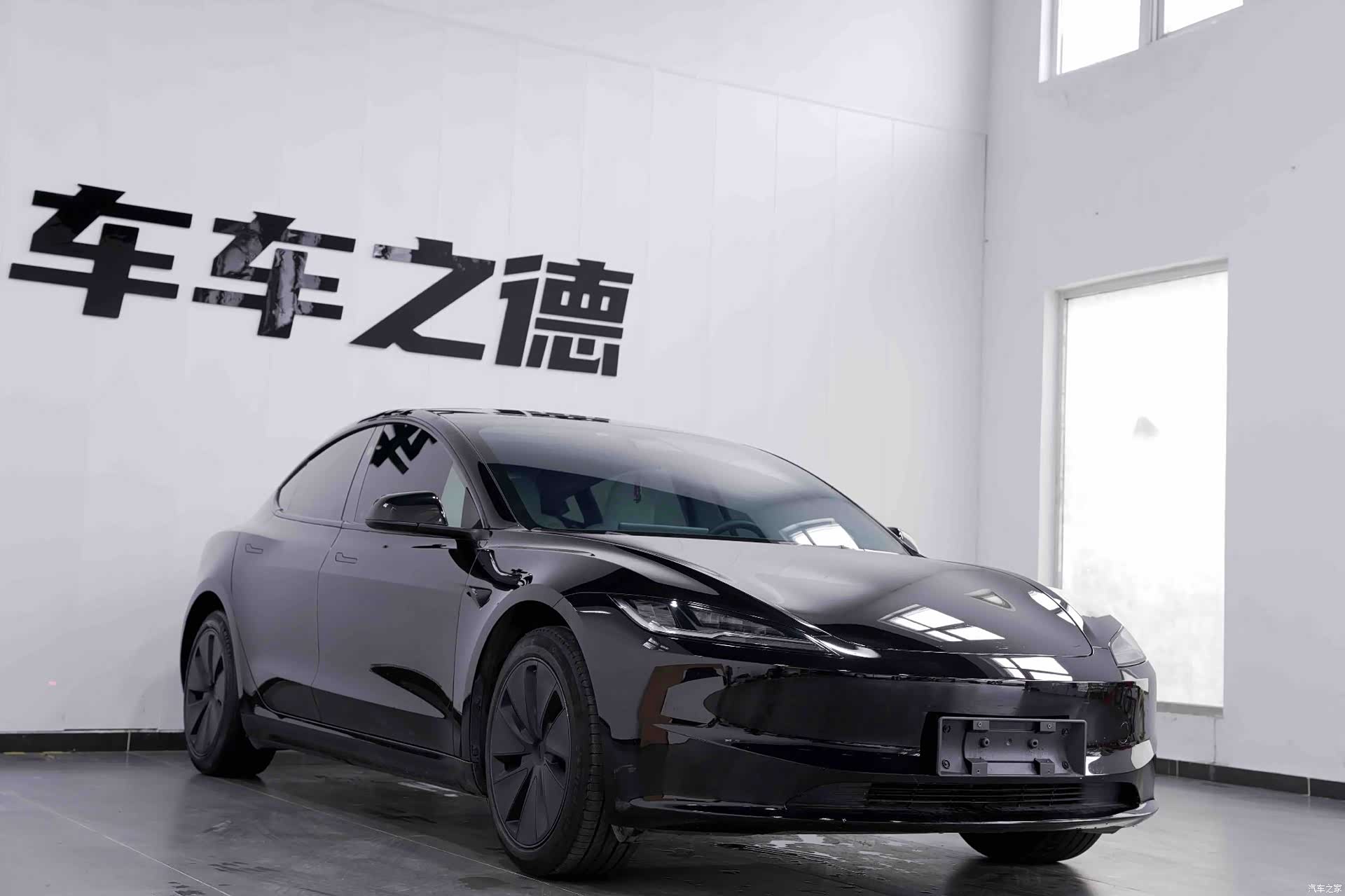 Tesla Model 3, 2024 2