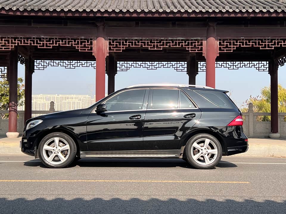 Mercedes-Benz M class