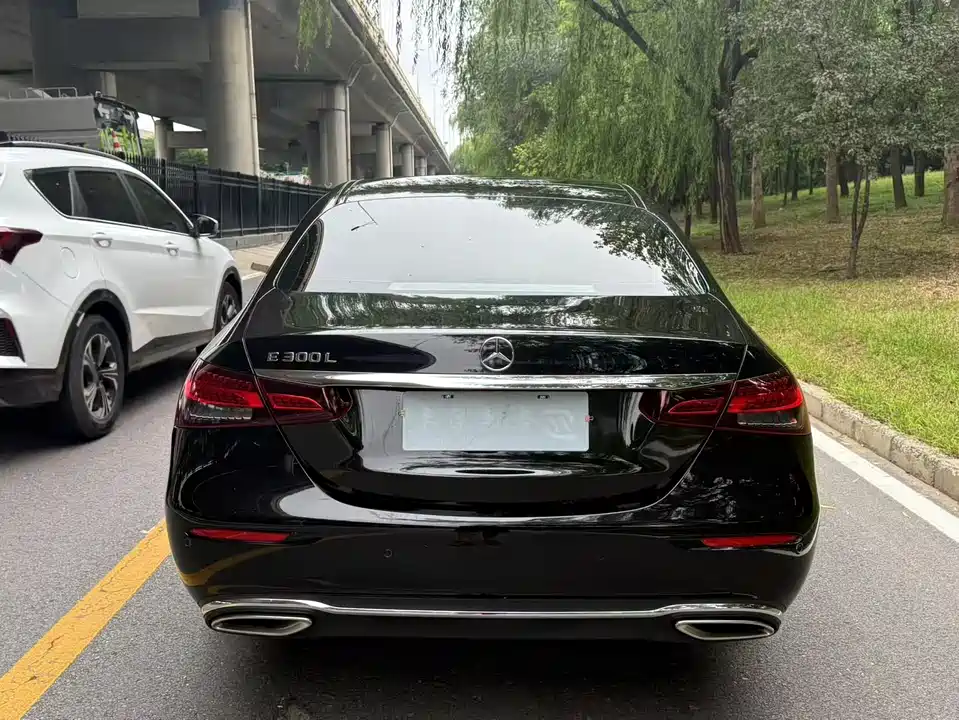 Mercedes-Benz E-class Mercedes-Benz E-class
