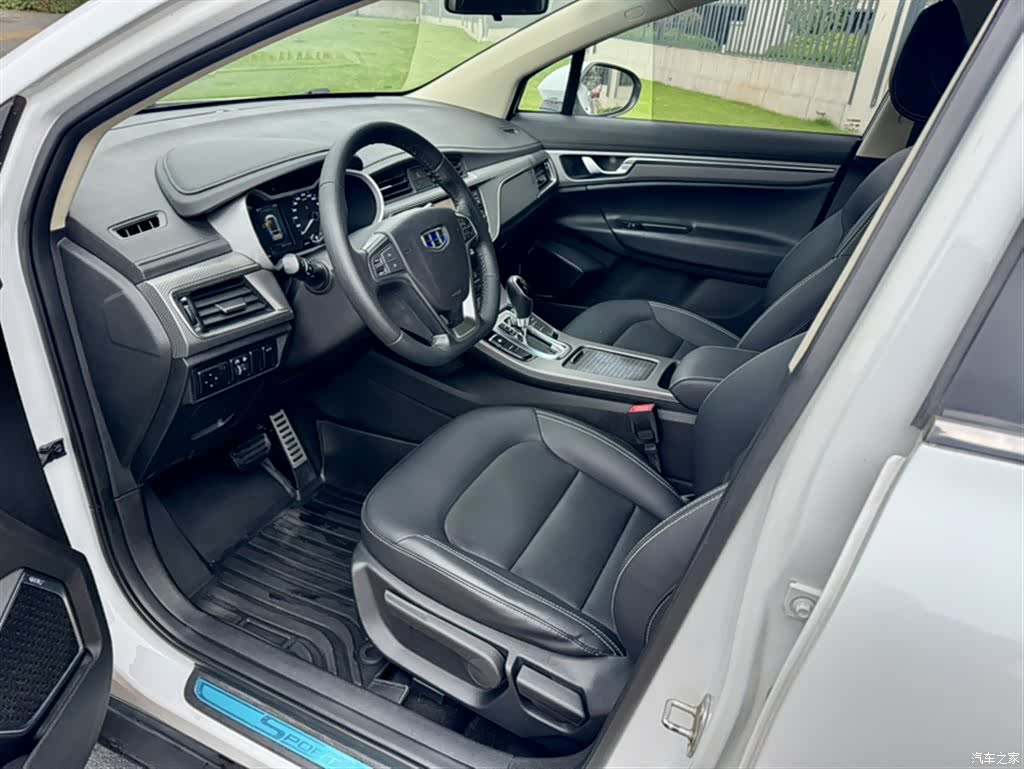 Geely Emgrand, 2017 16