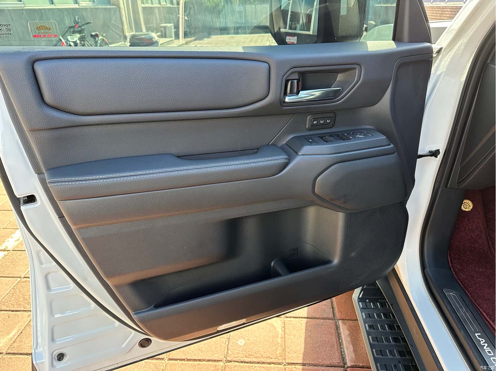 Toyota Prado, 2025 8
