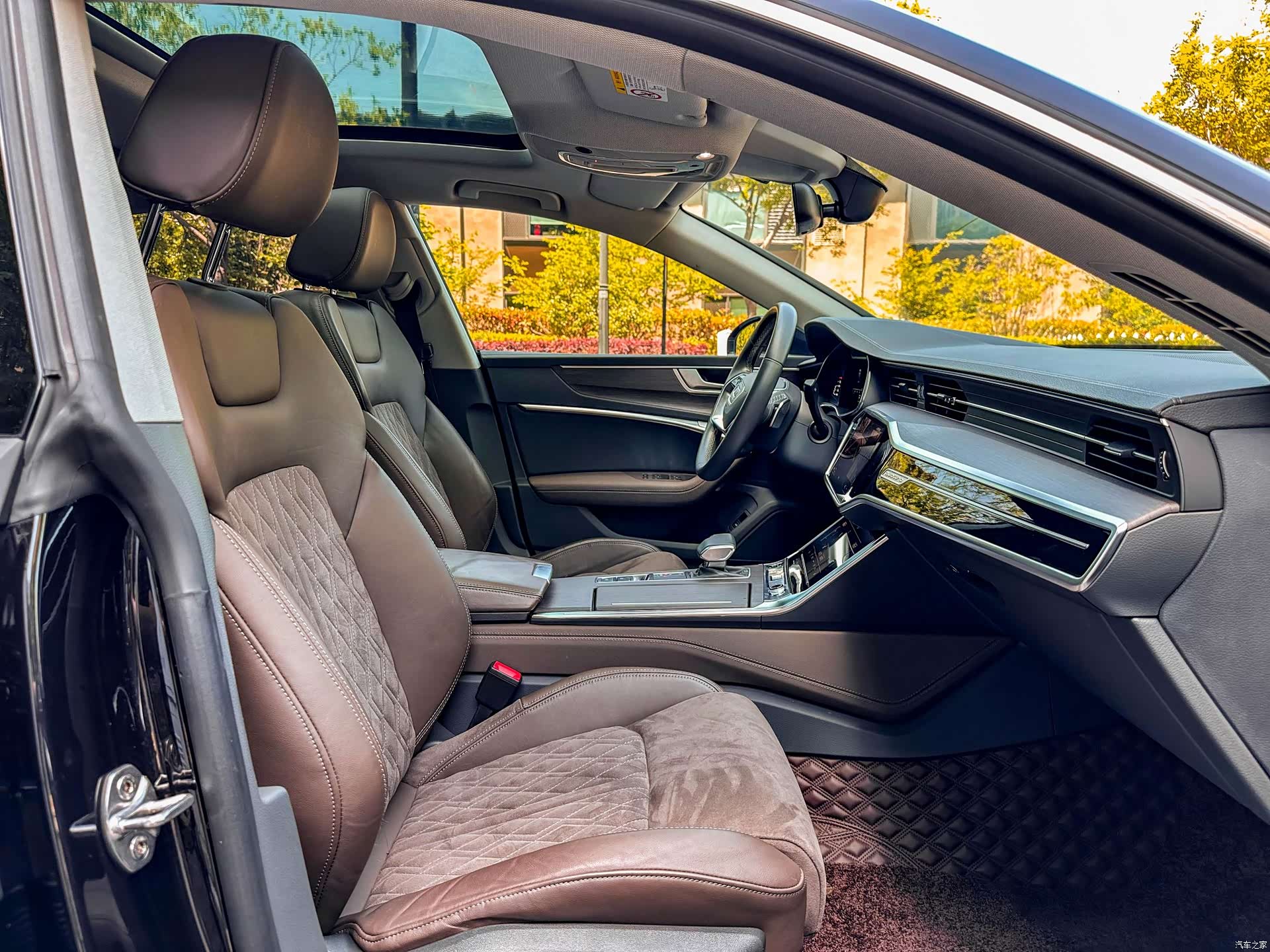 Audi A7L, 2023 17