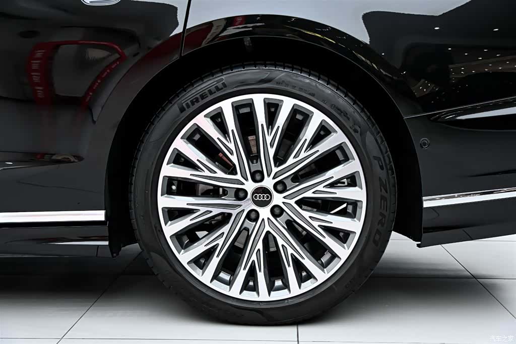 Audi A8L, 2024 39