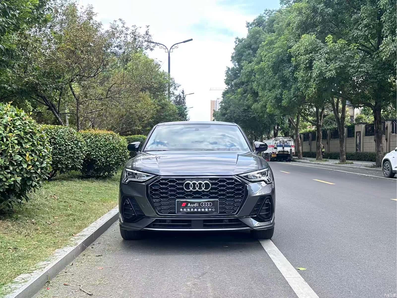 Audi Q3, 2023 2