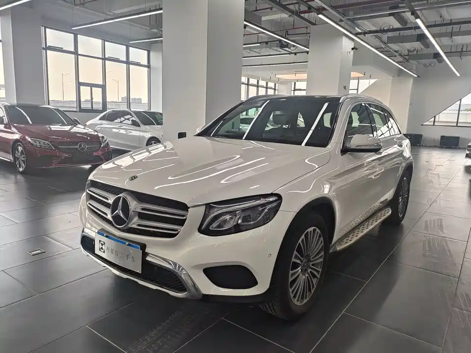 Mercedes-Benz GLC Mercedes-Benz GLC