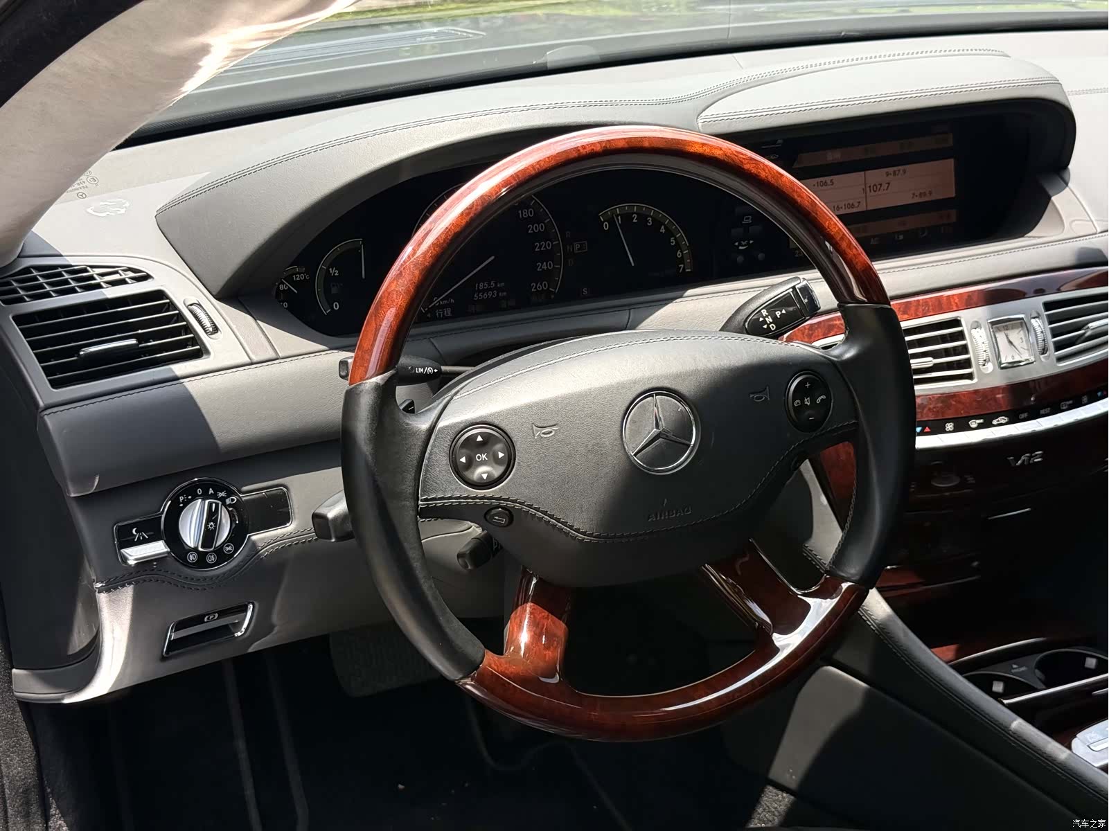Mercedes-Benz CL-Class, 2010 4
