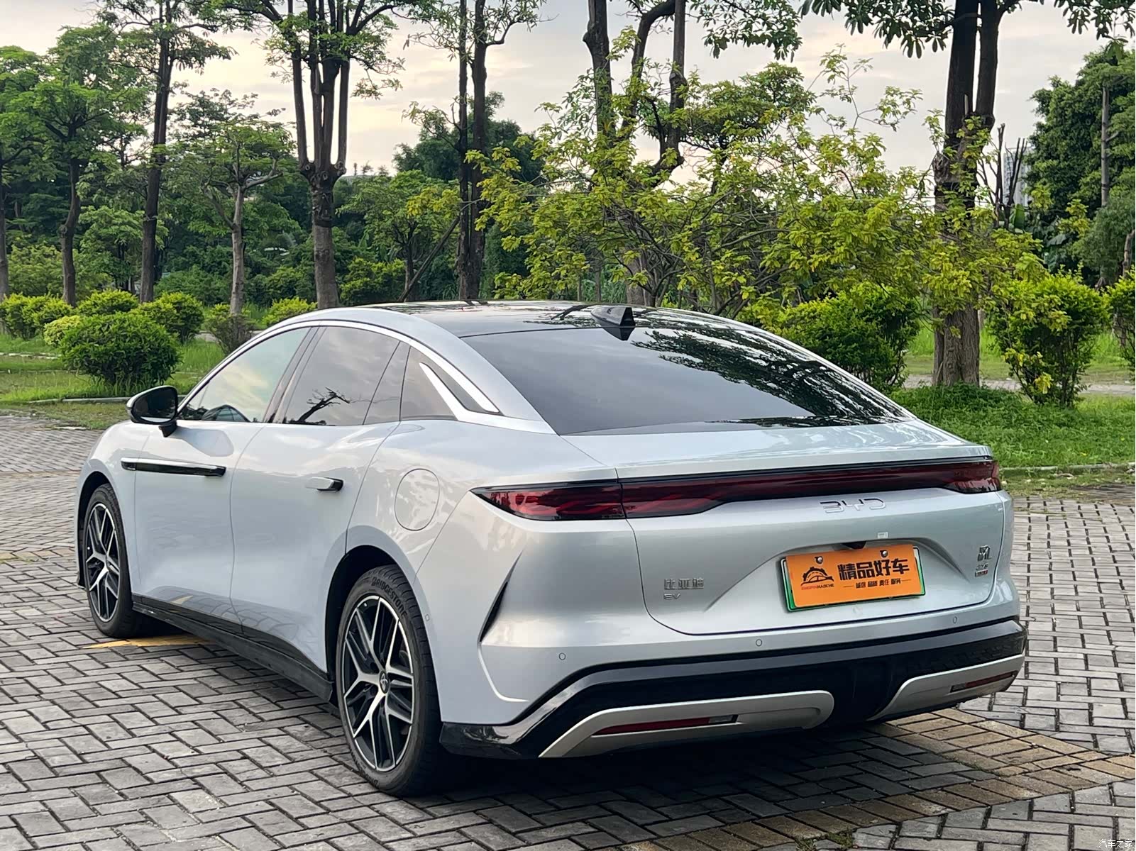 BYD Han, 2025 18