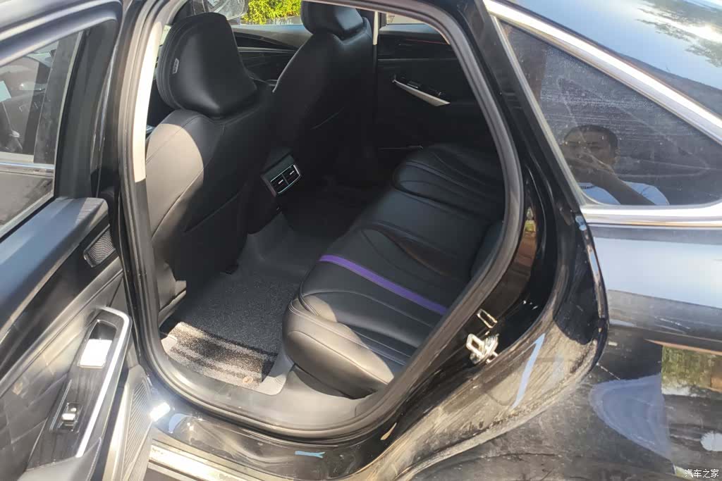 Geely Preface, 2024 11
