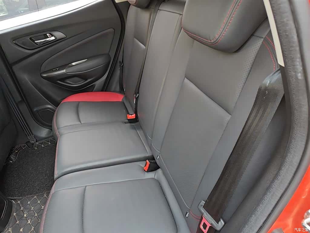 Changan CS15, 2017 17