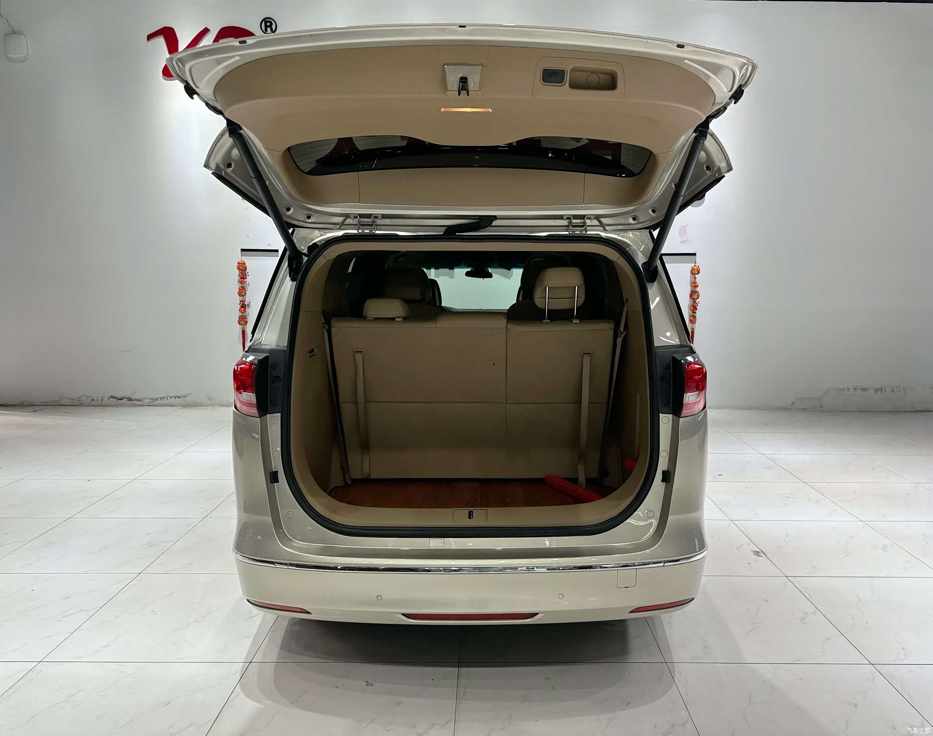 Buick GL8, 2019 19