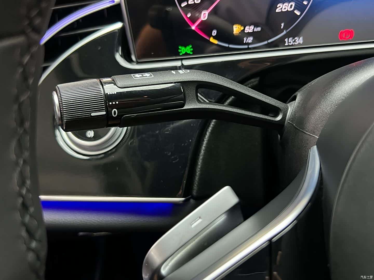 Mercedes-Benz E-Class, 2025 23
