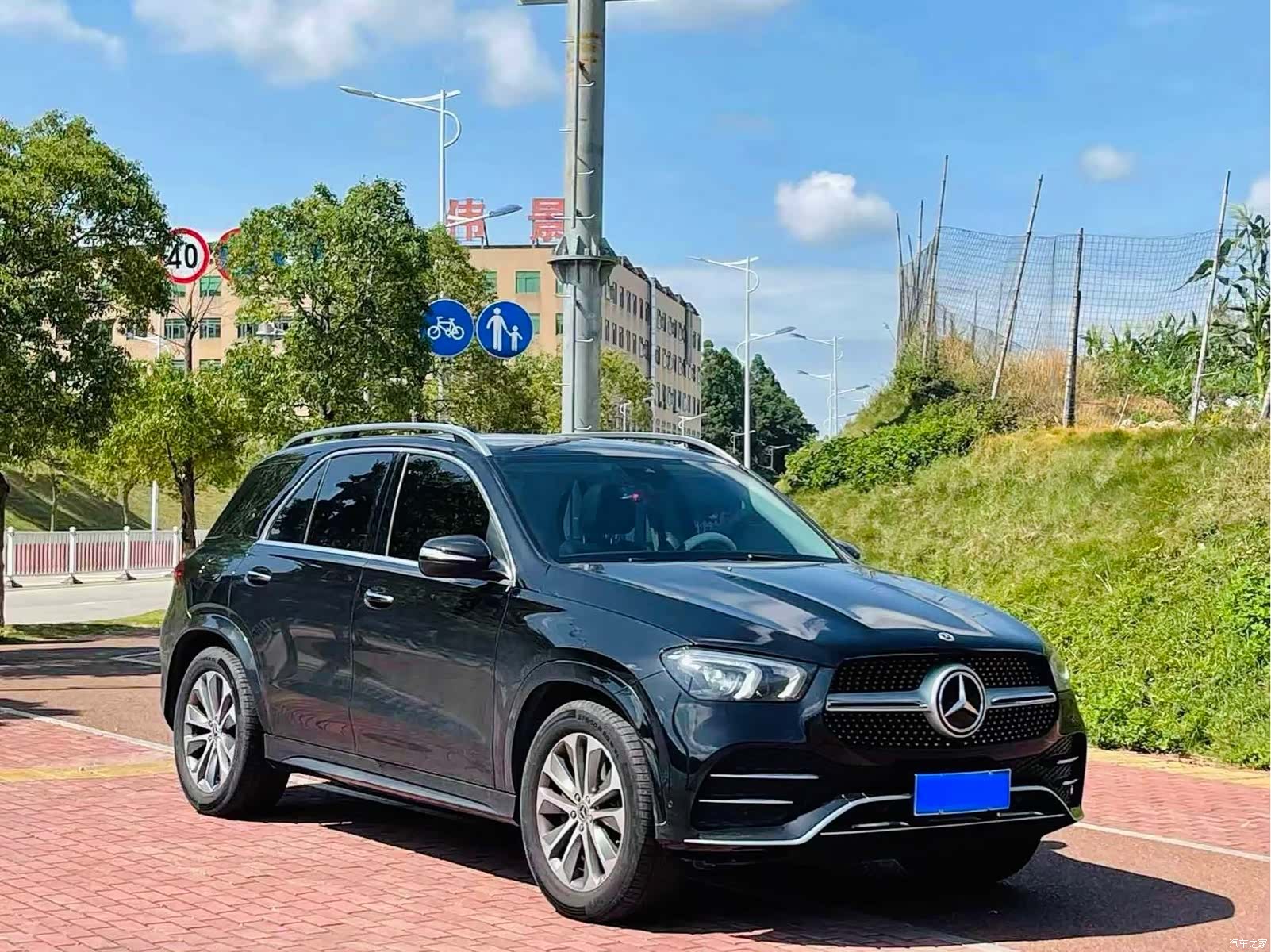 Mercedes-Benz GLE, 2022 3