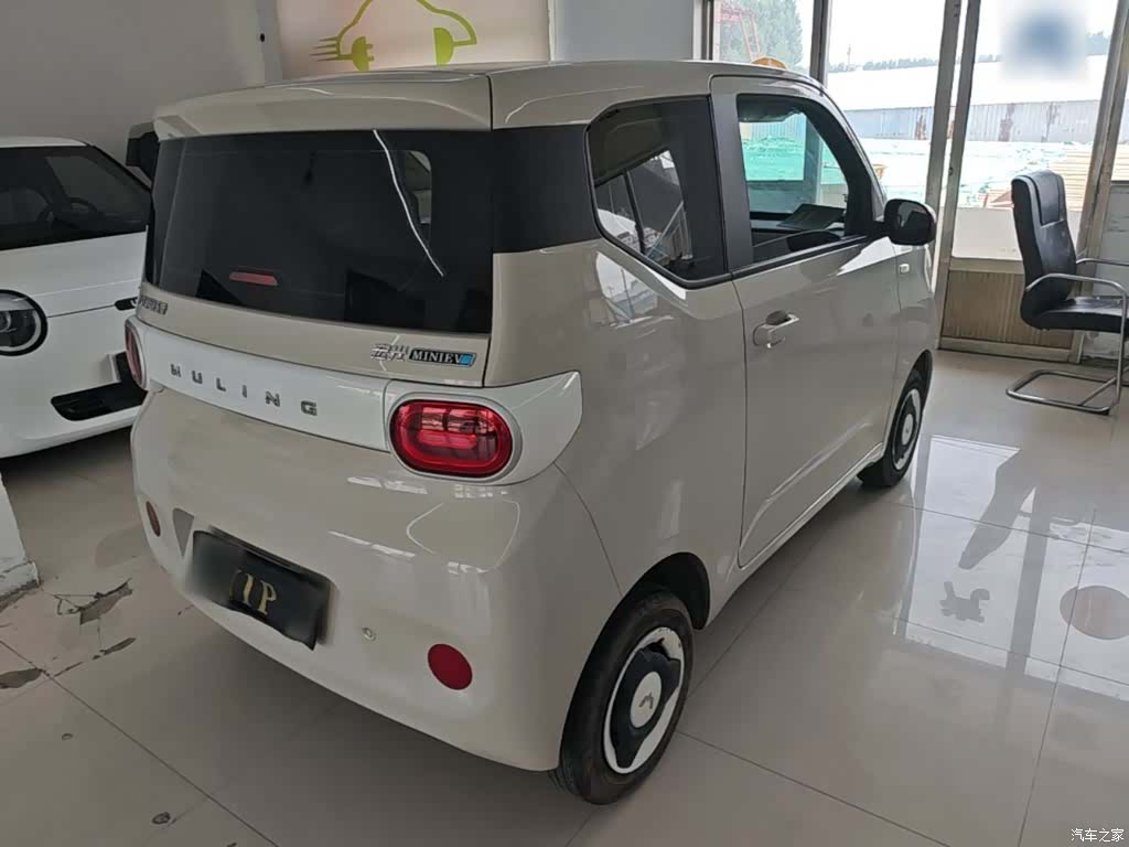 Wuling MINIEV, 2024 7