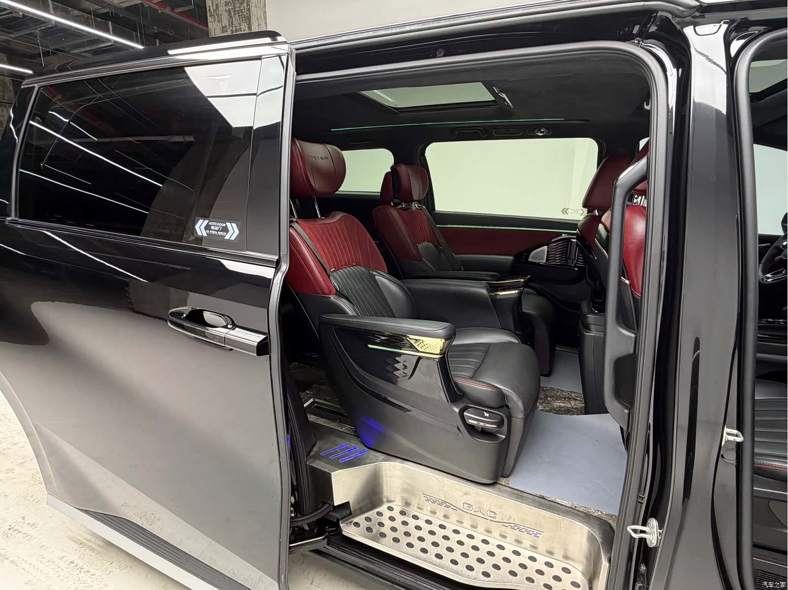 Trumpchi M8, 2023 11