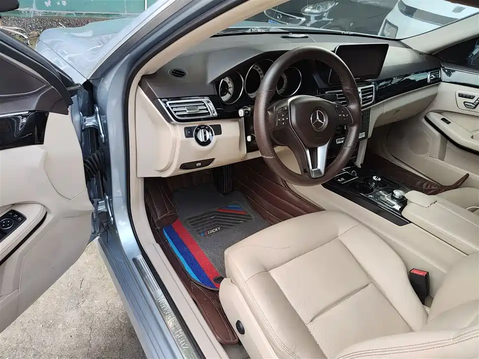 Mercedes-Benz E-class Mercedes-Benz E-class