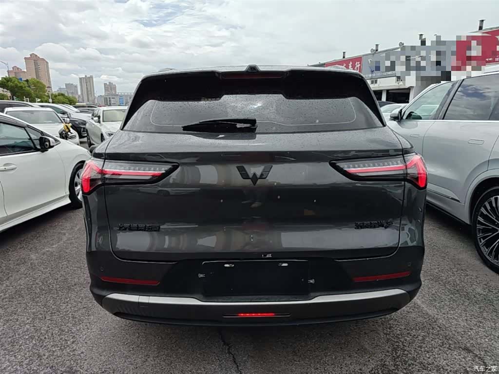 Wuling Starlight, 2025 6