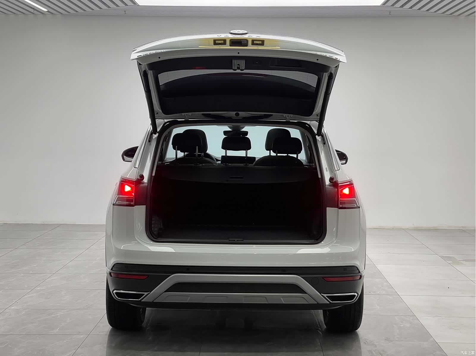 Volkswagen Tayron, 2023 10